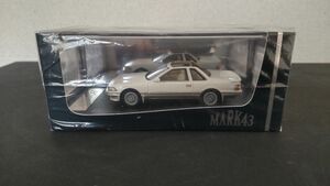 MARK43　トヨタ　ソアラ　3.0GT エアロキャビン（MZ20）クリスタルホワイトトーニングⅡ　1/43