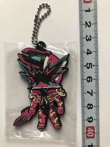 仮面ライダースラッシュ 仮面ライダーセイバー ラバーマスコット ガチャ ラバーキーホルダー 