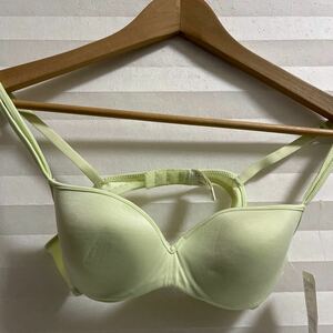 新品タグ付き　　PEACH JOHN ピーチ・ジョン　ブラジャー サイズ　 32B（B70）