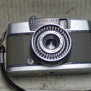 M10235 オリンパス OLYMPUS-pen EES-02 シャッターok 1:2.8 f=30mm カメラ コレクターより 汚れ有り 動作未チェック サイズ60 0601の画像3