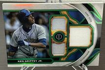 ケングリフィーjr ９９枚限定 KEN GRIFFEY JR. 2023 TOPPS TRIBUTE TRIPLE RELIC CARD_画像1