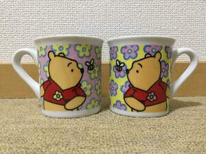 新品未使用品 Disney Winnie the Pooh くまのプーさん ペアマグカップ　色違い