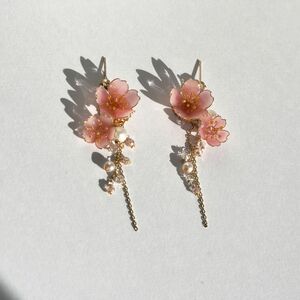 枝垂れ桜のピアス