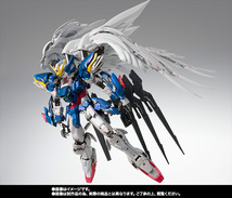 新品未開封　バンダイ　GUNDAM FIX FIGURATION METAL COMPOSITE メタルコンポジット　ウイングガンダムゼロ EW ver._画像3