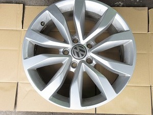 VW VOLKSWAGEN THE BEETLE 5C0601025F フォルクスワーゲン ザ ビートル純正アルミ 17インチ 7J +43 5H　中古品　4本SET