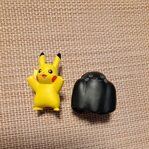 Pokmon ハロウィン ピカチュウ 黒いおばけ仮装 マスコット フィギュア ／ ポケットモンスター ポケモン 仮装 オバケ おばけ 仮装