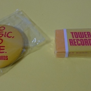 タワーレコード 缶バッジ＆消しゴムの画像2