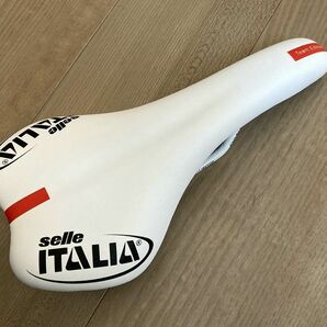 ★1点のみ 未使用 SELLE ITALIA SL Team Edition 白赤 即決の画像1