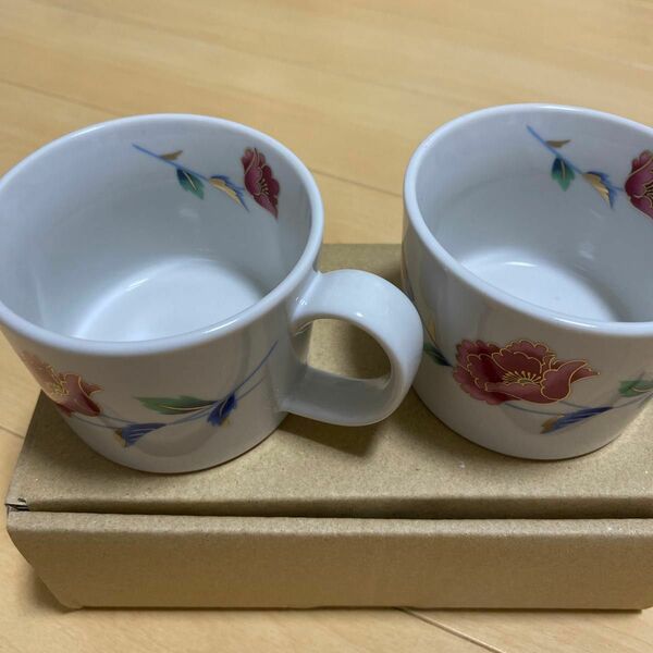 新品　花柄　レトロ　コーヒーカップ　