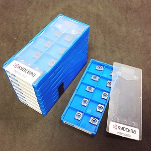 ●【AH-02034】未使用品 KYOCERA 京セラ 旋削チップ(10個入)×9ケース XGNG19510-040-N PR1535 【レターパックプラス・送料全国520円可】