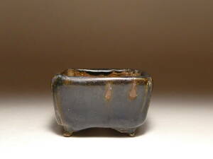 ◇石心（姉崎石心）黒釉隅入長方鉢　5.2×4.9×3.1cm