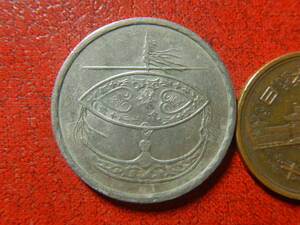 外国・マレーシア／５０セン白銅貨（2000年）　240112