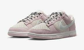 NIKE ナイキ wmns DUNK LOW LX ピンク白 28cm DV3054-600 23-1027-8-5 箱有