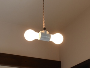 アンティークデザイン照明 ヴィンテージライト 陶器ツインソケットランプ ペンダントランプ 2灯式電気
