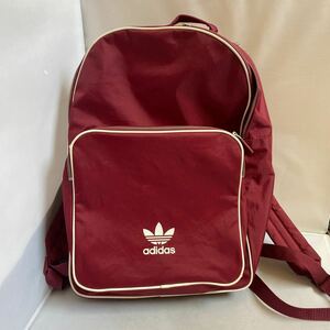 セール 即決1円 adidas リュックサック ボックス型 スクエア型 ロゴプリント アディダス ジップ壊れあり