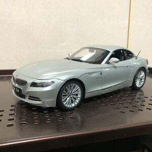 1650 KYOSHO 1/18 BMW Z4 E89 Silver 京商 シルバー ミニカー モデルカー 模型 完成品 オープンカー