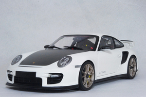 ● 1/18 ポルシェ 〓 911 ( 997-2 ）GT2 RS（ ホワイト / カーボンブラック ）〓 PORSCHE