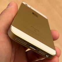 ■中古 送料無料■ iPhone SE A1723 64GB ゴールド SIMフリー バッテリー82％_画像3