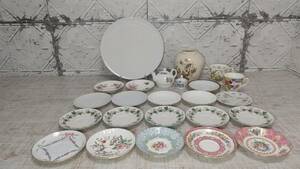 ★a-234 ROYAL ARBERT ROYAL Doulton Rosen thal COALPORT AYNSLEY 洋食器 花瓶 大皿 ティーポット マグカップ ソーサー など 約6㎏　 