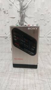 ★a-246　 SONY RECORDING WALKMAN WM-F203 TV/FM/AM STEREO CASSETTE-CORDER ソニー ウォークマン