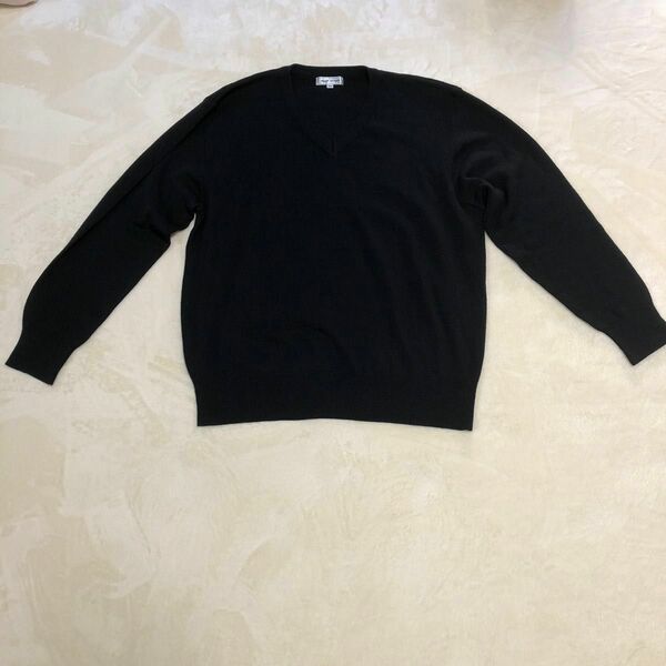 Ｖネック黒 セーター　