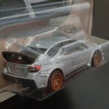 HOT WHeeLs 2016 SUBARU WRX STi 銀 メタリック スバル　インプレッサ ミニカー ストリート 仕様 Brembo PIAA 峠 ホットウィール_画像6