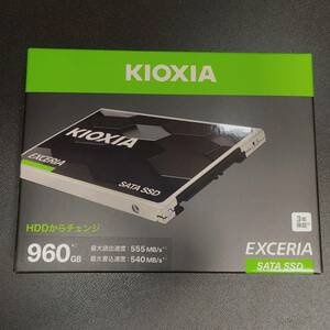 SSD-CK960S/J [EXCERIA 2.5インチ 7mm SATA 960GB]