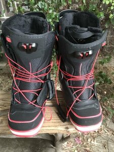 ★　ＳＡＬＯＭＯＮ　サロモン　２７．０ｃｍ　スノボ　スノーボード用　ブーツ　黒×赤