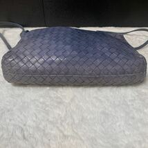 1円●美品●BOTTEGA VENETA ボッテガヴェネタ ショルダーバッグ メッセンジャー ボディ メンズ イントレチャート ブルー レザー ななめがけ_画像5