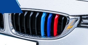 スポーティ全開♪ BMW Mカラー Grille フィン Cover スTryプ モール F32 420i 428i 435i 440i Coupe Mスポーツ 4シリーズ