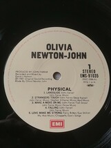 LP　オリビア・ニュートン・ジョン　虹色の扉　Phisical　国内盤　見開きジャケ　歌詞・解説付き　Olivia Newton John_画像2