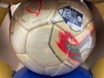 【★35-2460】■中古■ADIDAS アディダス サッカー 2002年FIFAワールドカップ サッカーボール 記念ボール（4558）_画像2