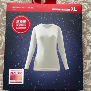 ユニクロ　超極暖　オフホワイト　XL