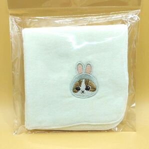 mofusand　にゃんこのワンポイント刺繍ハンドタオル　うさにゃん