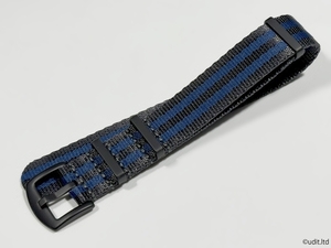 ラグ幅:20mm ハイクオリティ NATOストラップ 腕時計ベルト ブラック/ブルー ストライプ ブラック尾錠 時計用バンド ファブリック LG1