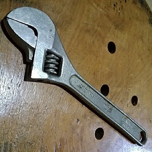  circle . capital KTC Nissan automobile NISSAN loaded tool maintenance for tool monkey wrench total length 205.8mm Datsun datsun Plier double name Bluebird 