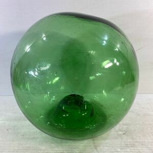 直径約30cm レトロ ガラス球 浮き玉 ビン玉 ガラス玉 気泡あり 硝子 浮き球 縁起物 漁具 アンティーク 凹みあり インテリア オブジェ 中古