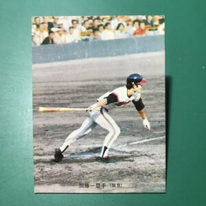 1974年　カルビー　プロ野球カード　74年　107番　阪急　加藤　　　【管983】