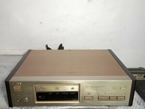 SONY CDP-X77ES CD PLAYER Junk reproduction is could do beautiful 005