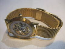 【中古・長期保管品】スイス製高級腕時計◎　アロマ　AROMA　両面スケルトン腕時計☆手巻き★ゴールドベルトは新品です☆正確な稼働品です_画像10