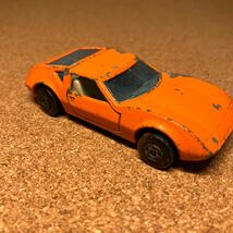 イギリス製　マッチボックスMATCHBOX MONTEVERDI HAI 1/64 ミニカー　_画像1