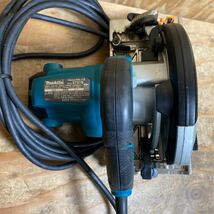 makita マキタ 165mm マルノコ 5731S アルミベース まるのこ 丸ノコ 丸のこ 丸鋸 100V 電動工具 中古品☆郵_画像3