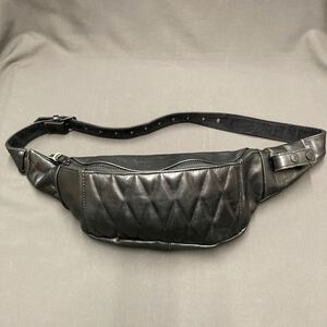 435◆Schott レザーボディバッグ　ポーチ　黒　 PADDED BODY BAG ショット