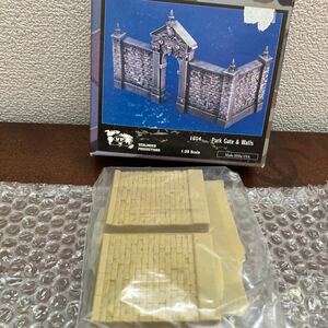 バーリンデン 1/35 Park Gate & Walls