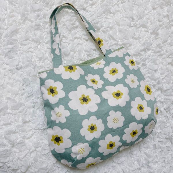 【ハンドメイド】トートバッグ 花柄 丸型 レトロ サブバッグ 風花柄 フラワー 北欧 バッグ ハンドメイド ミニサイズ