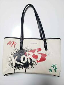 MICHAEL KORS Canvas Graffiti Tote Bag　MICHAEL KORS キャンバス グラフィティ トートバッグ