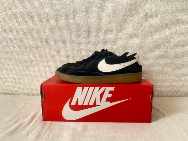 【NIKE】WMNS BLAZER LOW SUEDE AV9373-007