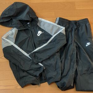 NIKE　ウインドブレーカー　ジュニアサイズL 上下セット