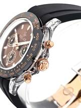 【本日特価】リラックス 王冠ロゴ D24 腕時計 クロノ 高級感溢れるピンクゴールドとラフなラバーベルトの融合 チョコレート文字盤_画像4