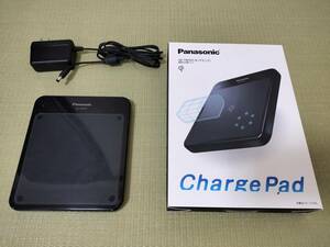 送料無料 中古美品 Panasonic QE-TM101 無接点充電パッド Qi おまけ付き QE-CV201 充電ケース 2個